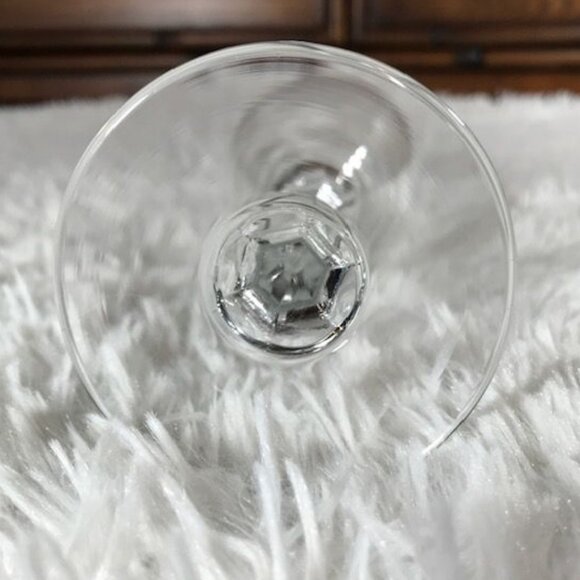 NWOT Set of 2 Premium Glass Faceted Stem Champagne Flutes - Picture 5 of 6